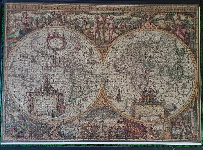 Antique World Map · photo 1