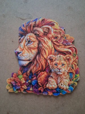 Wooden Puzzle lion · photo 1