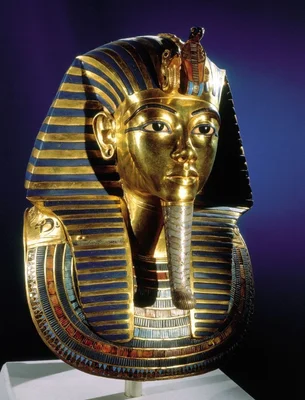 Tutankhamon - The Gold Sculpture