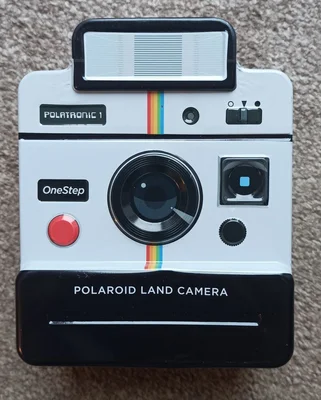 Polaroid