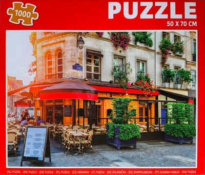 Café des deux Moulins, Montmartre, Paris