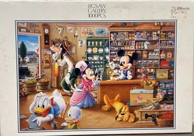 Mickey et compagnie à la station service