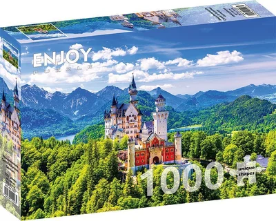 Neuschwanstein Castle in Summer, Germany