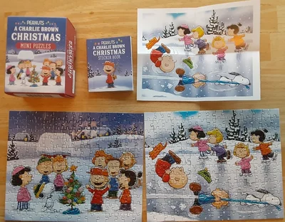 Peanuts: A Charlie Brown Christmas Mini Puzzles