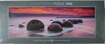 Moeraki boulders