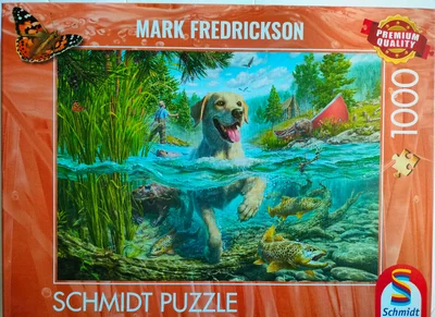Amazing dogs - a yellow Labrador goes fishing