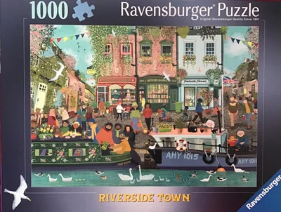 Riverside Town