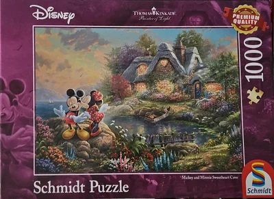 Mickey and Minnie Sweetheart Cove