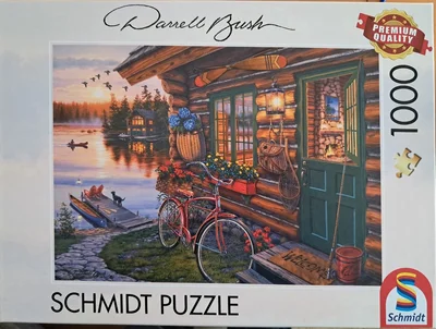 Lakeside Cabin with bike